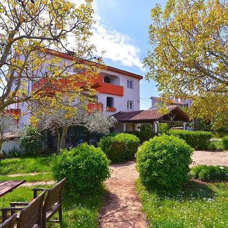 Fuer 4 Personen Ca 86 Qm In Liznjan, Istrien Suedkueste Von Istrien Apartment